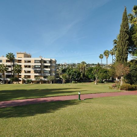 Torres De Aloha 2 Bdr Puerto Banus Lägenhet Marbella Exteriör bild