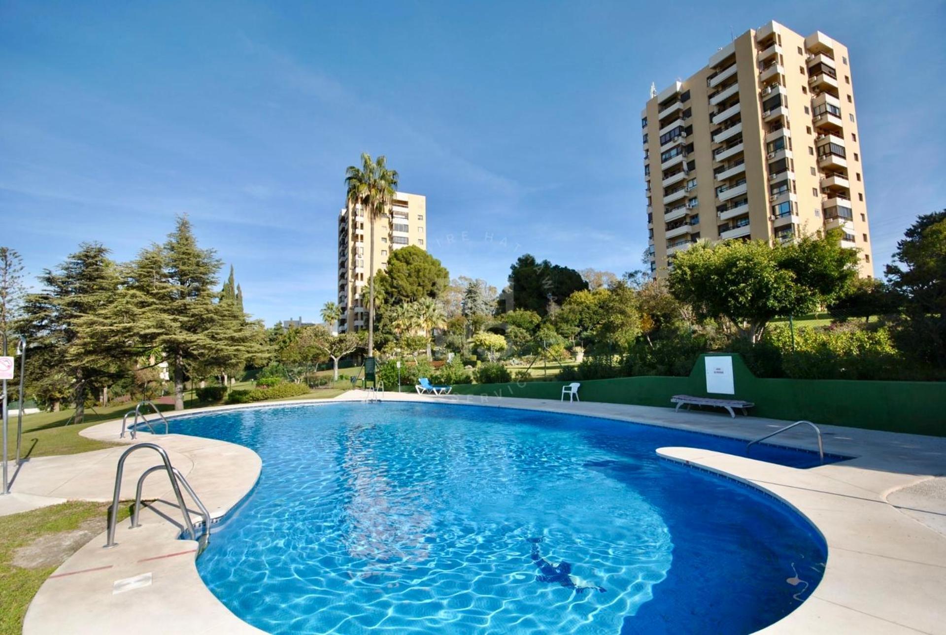 Torres De Aloha 2 Bdr Puerto Banus Lägenhet Marbella Exteriör bild